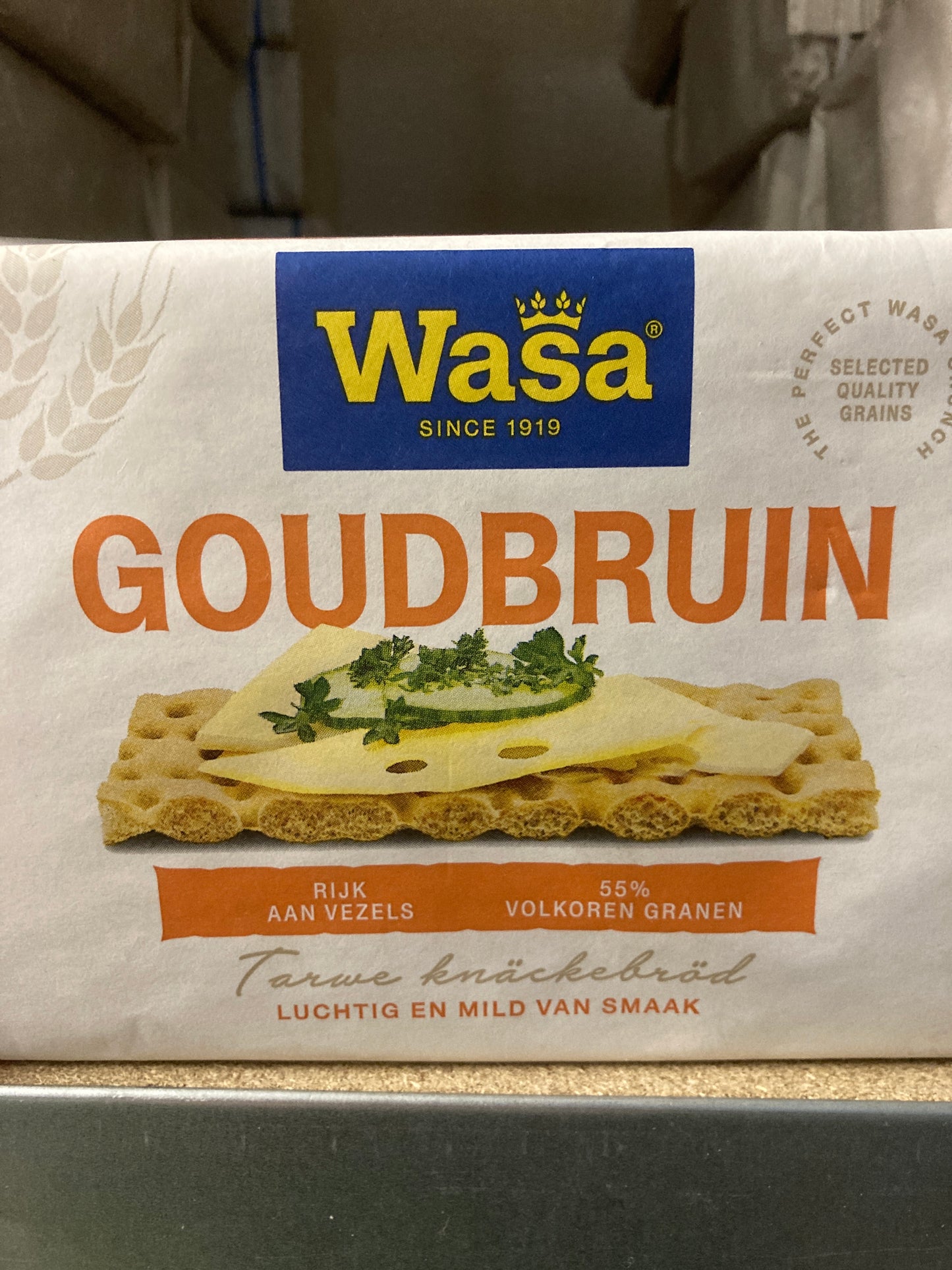 K21P02 goudbruin knäckebröd
