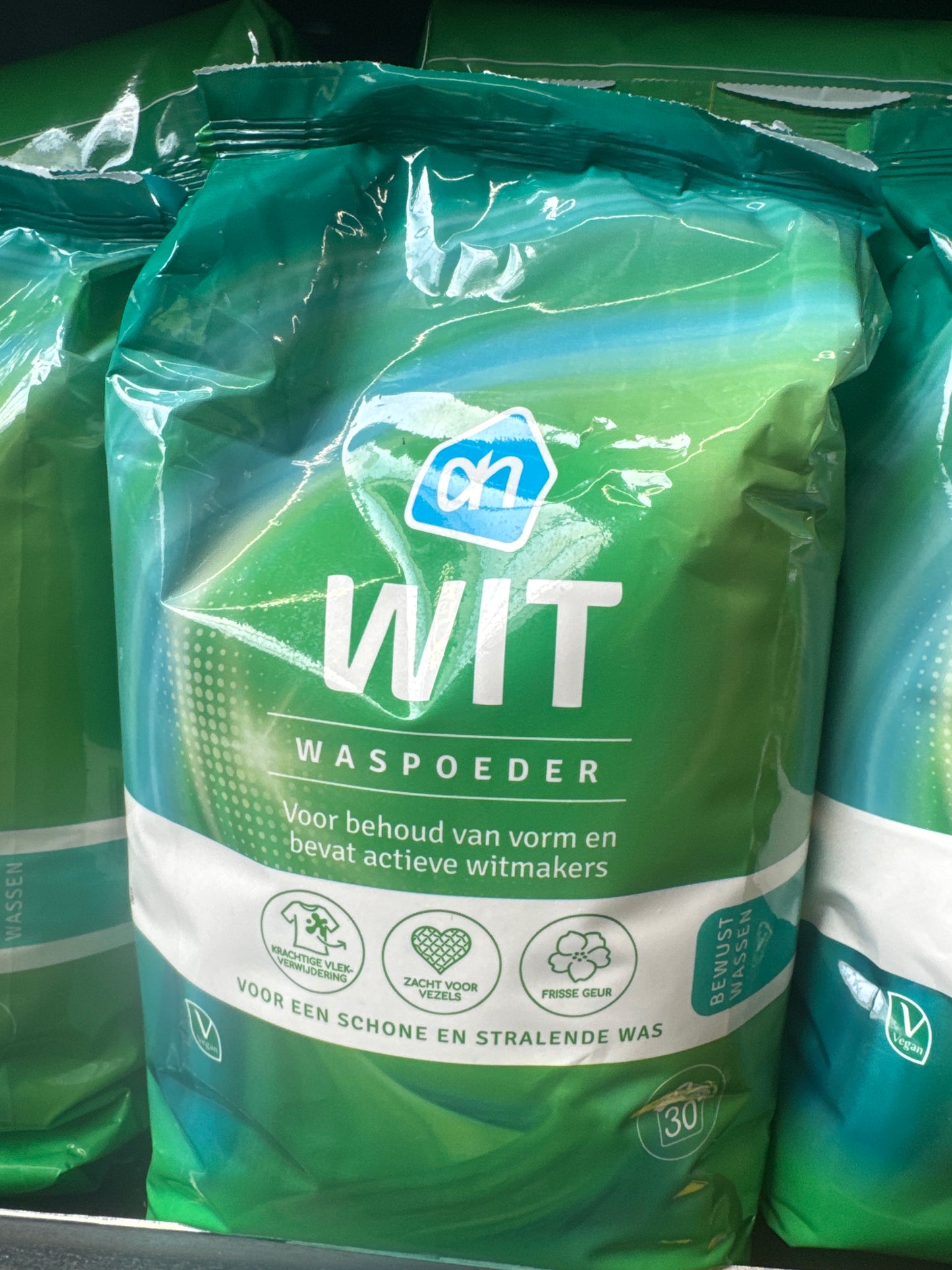 laundry detergent white
