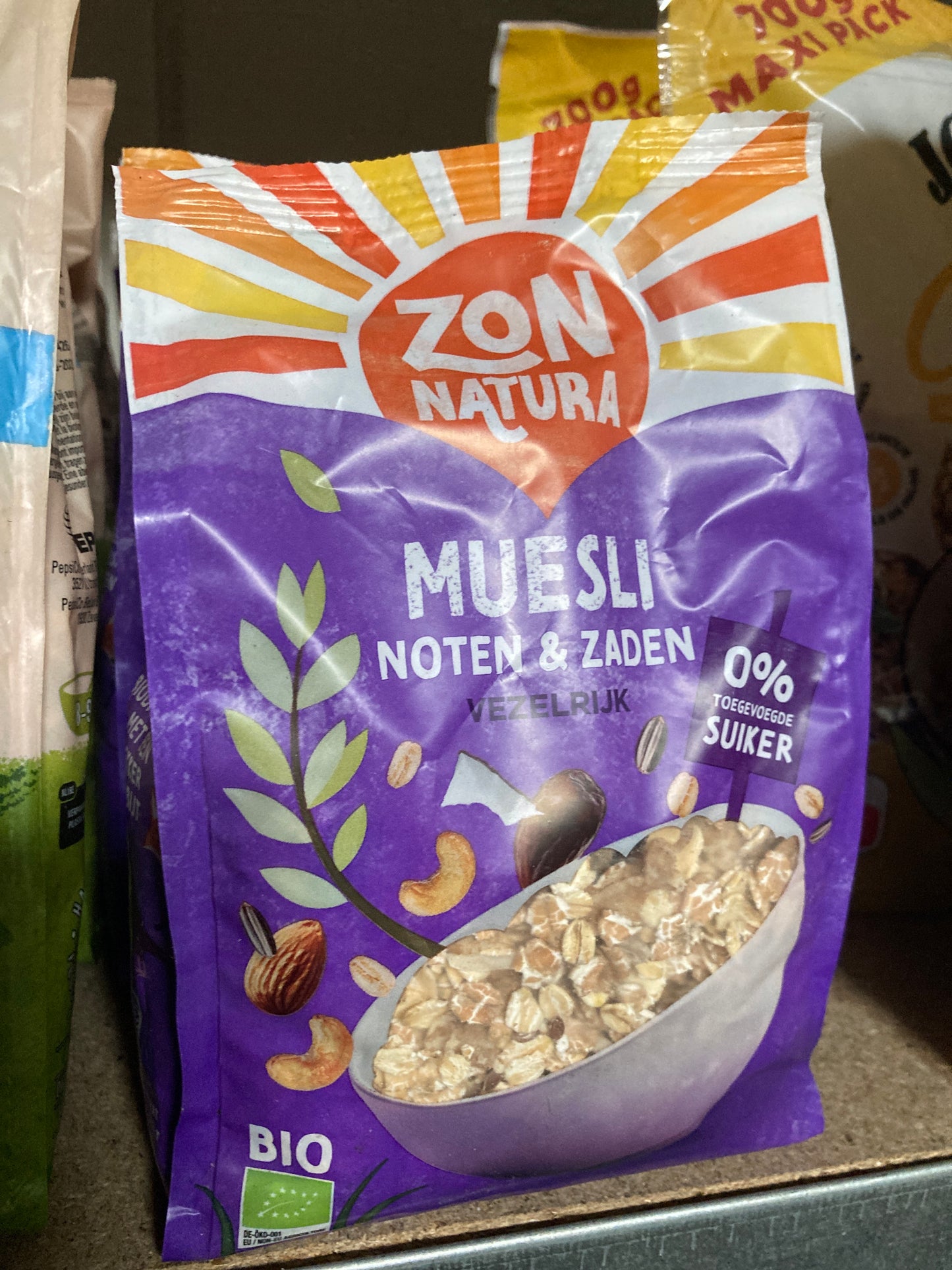 K18P05 muesli noten & zaden