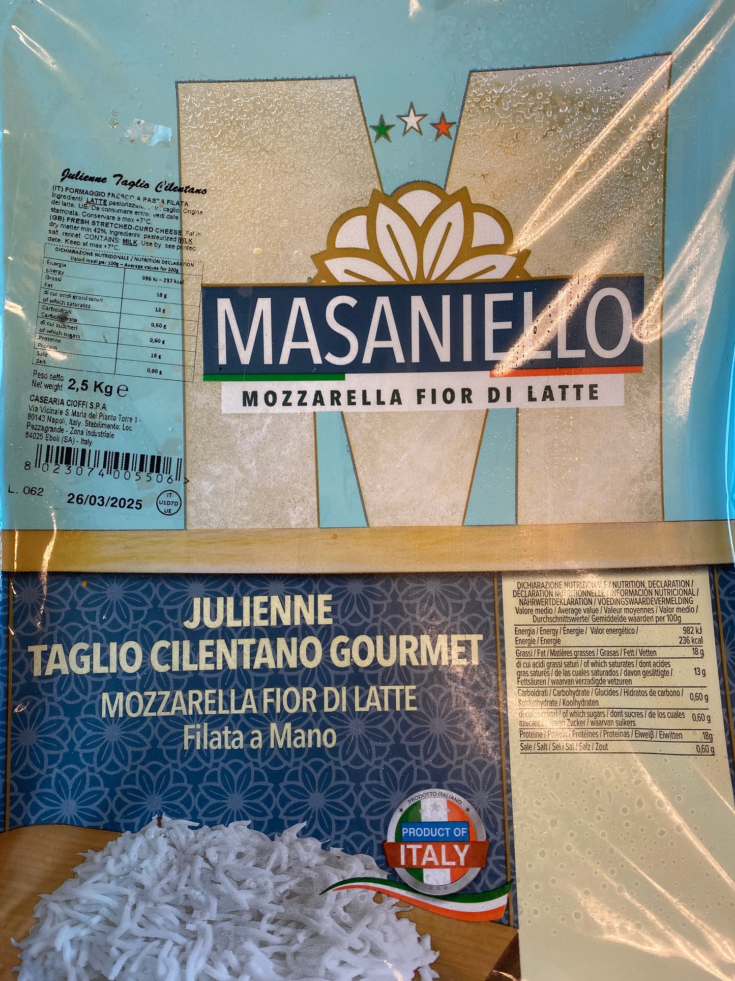 Kaas, Mozzarella, van koemelk, diepvries, ca. 2,5kg per verpakking