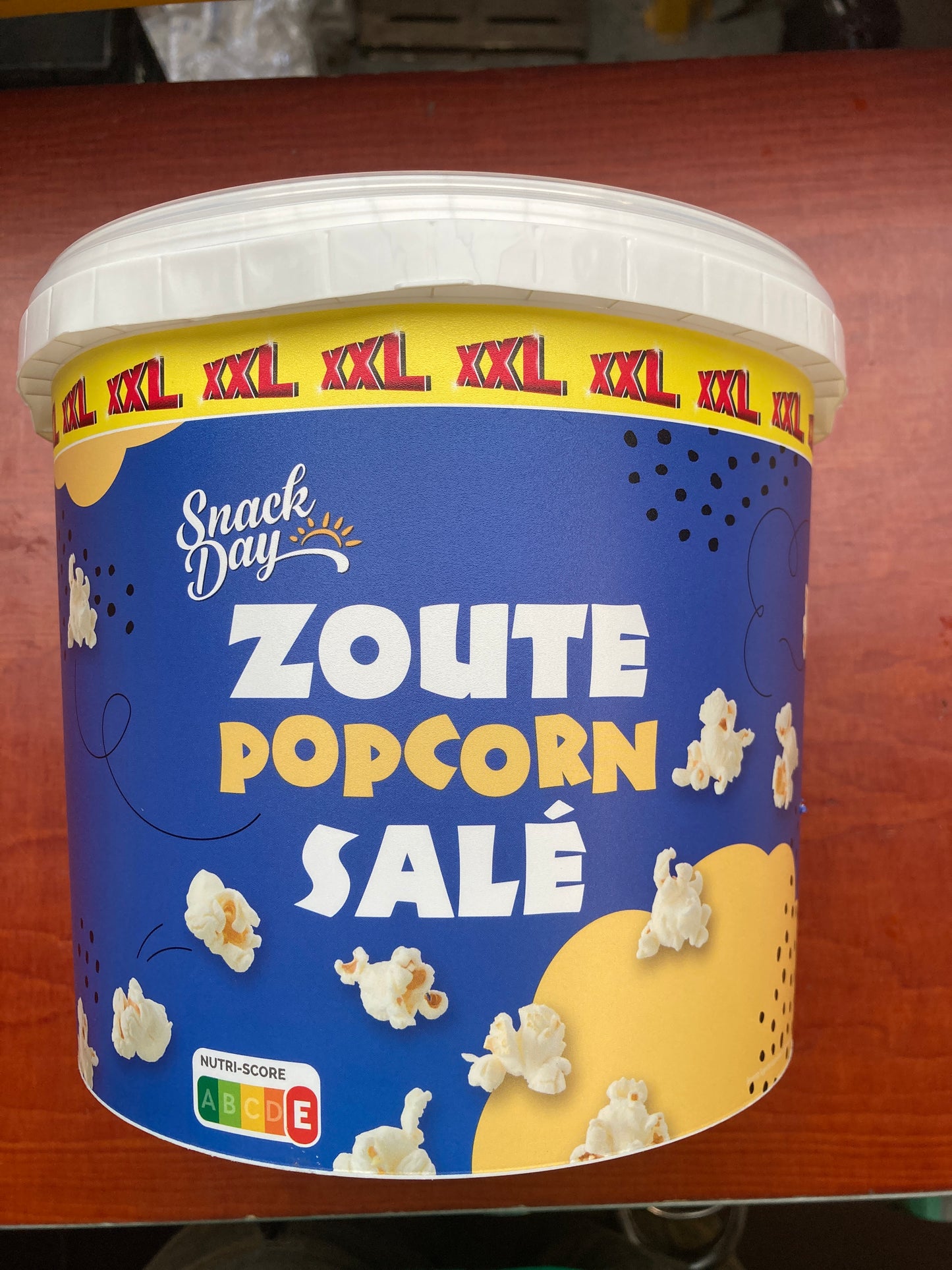 K52P06 zoute popcorn 240g