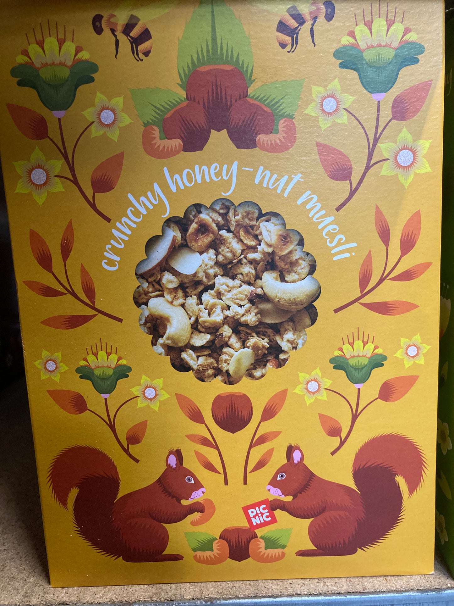 K18P04 muesli honing noten