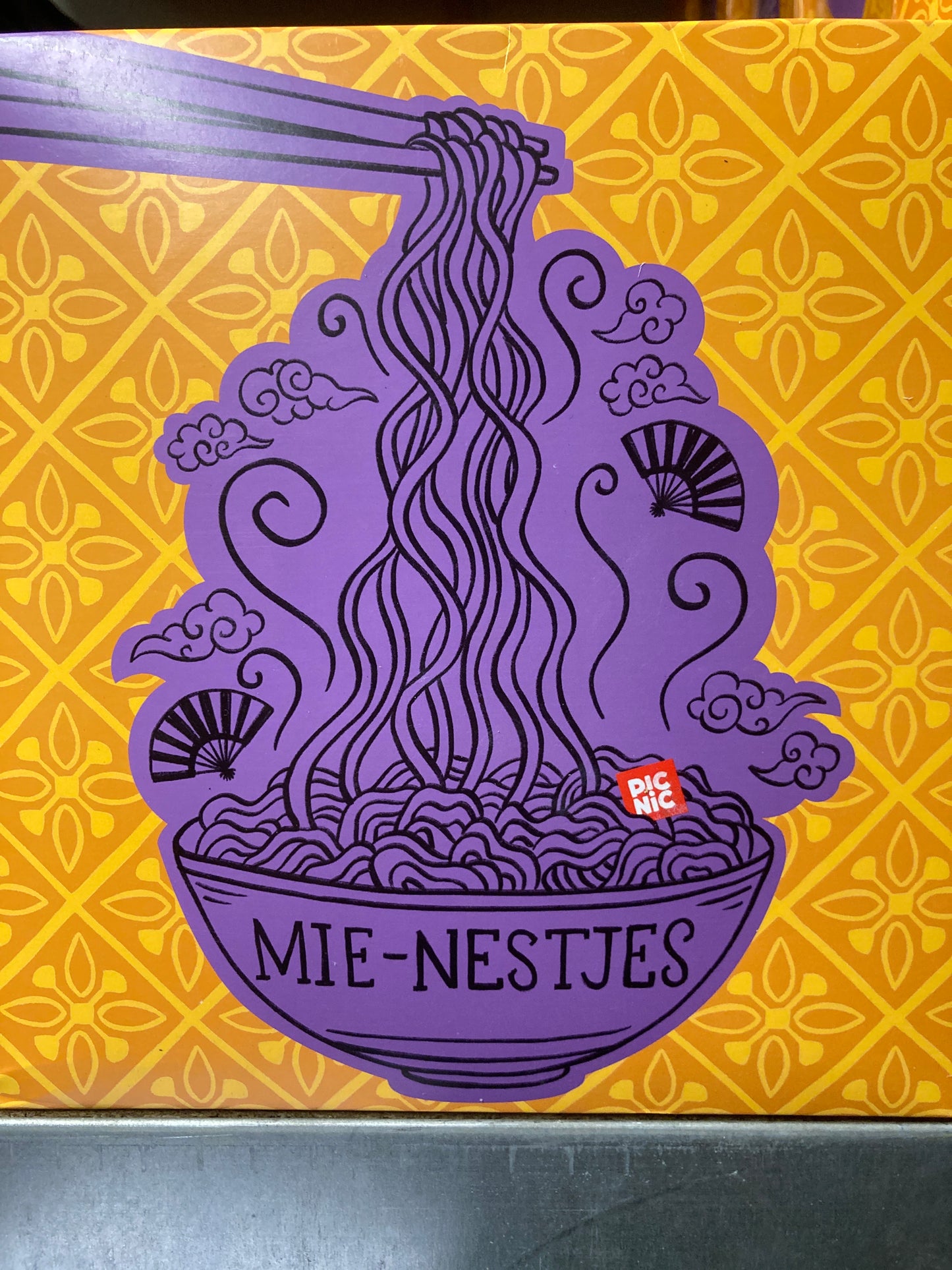 K26P02 mie nestjes (per kilo)