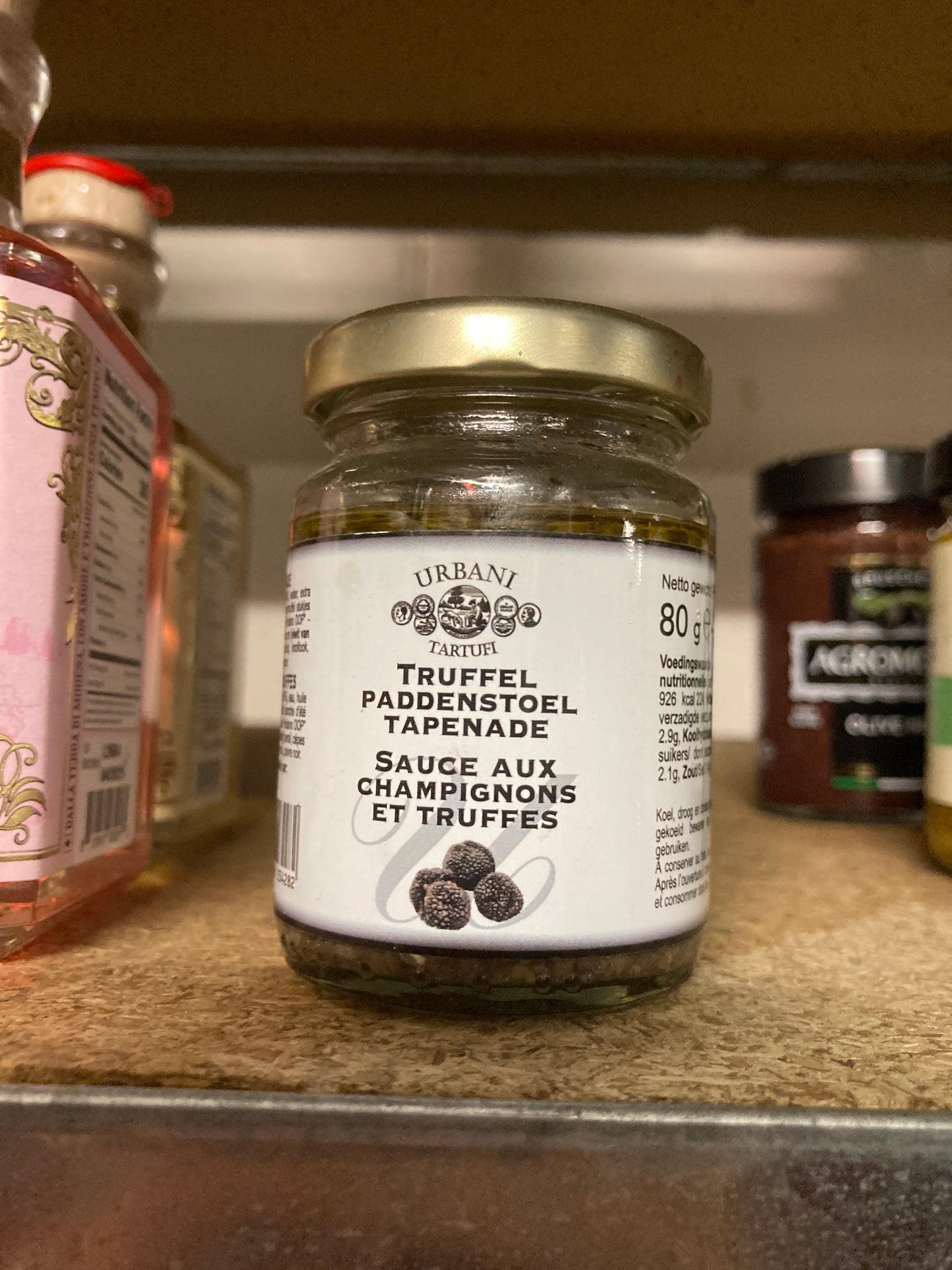 K30P03 truffel paddestoel tapenade