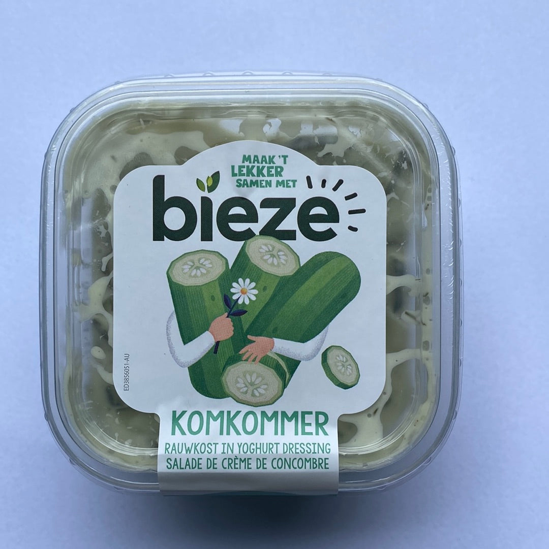 Komkommer, in yoghurt dressing, per 4x ca. 250g (totaal ca. 1.000g)