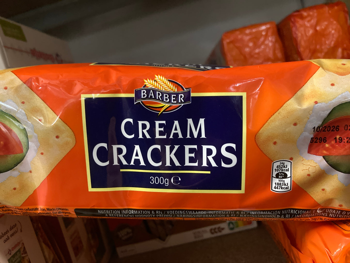 K21P04 cream crackers