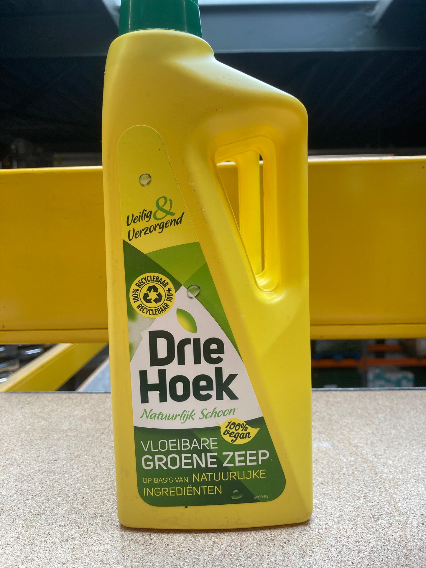 K49P02 driehoek groene zeep