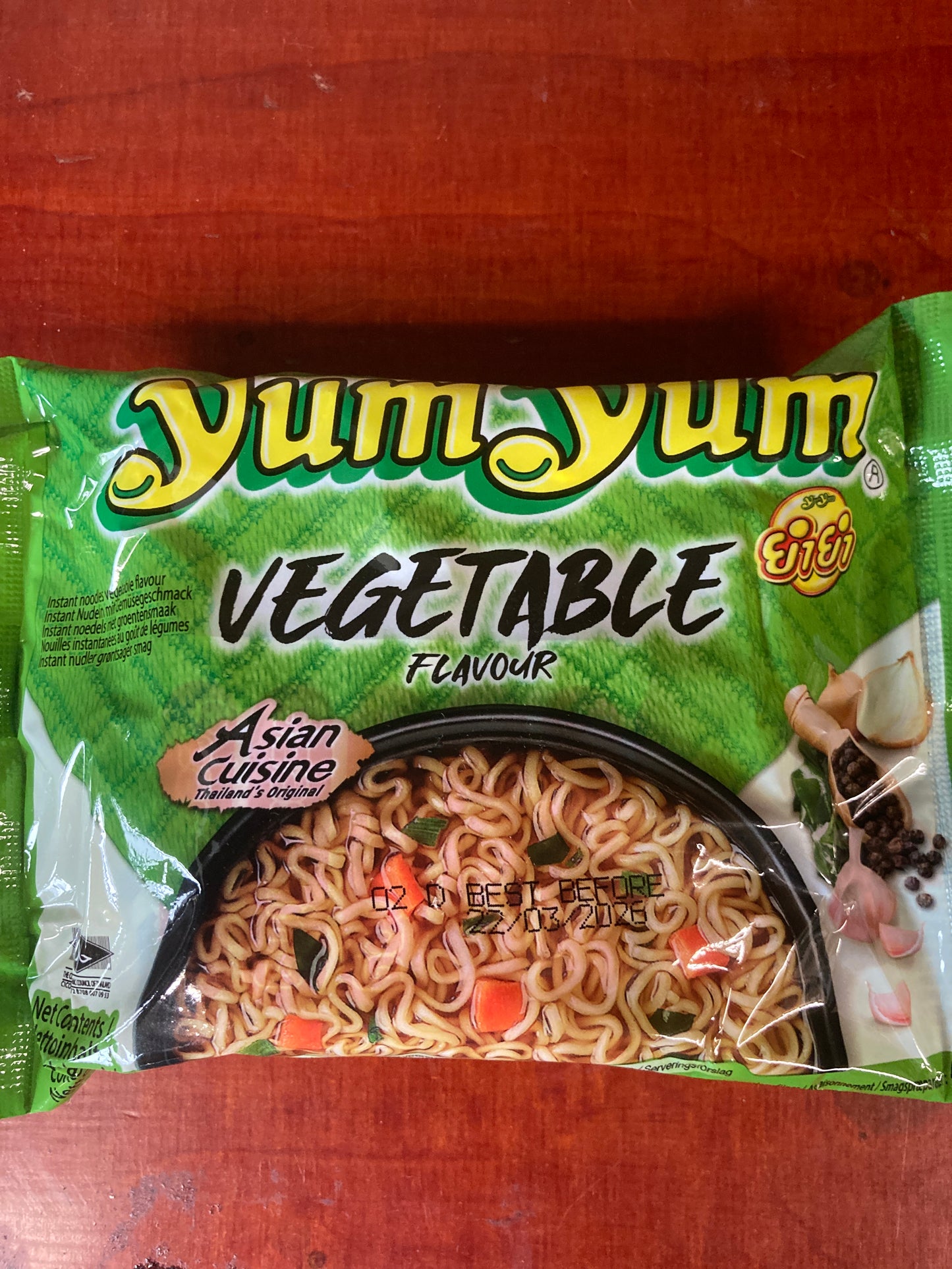 K26P05 instant noodles vegetable