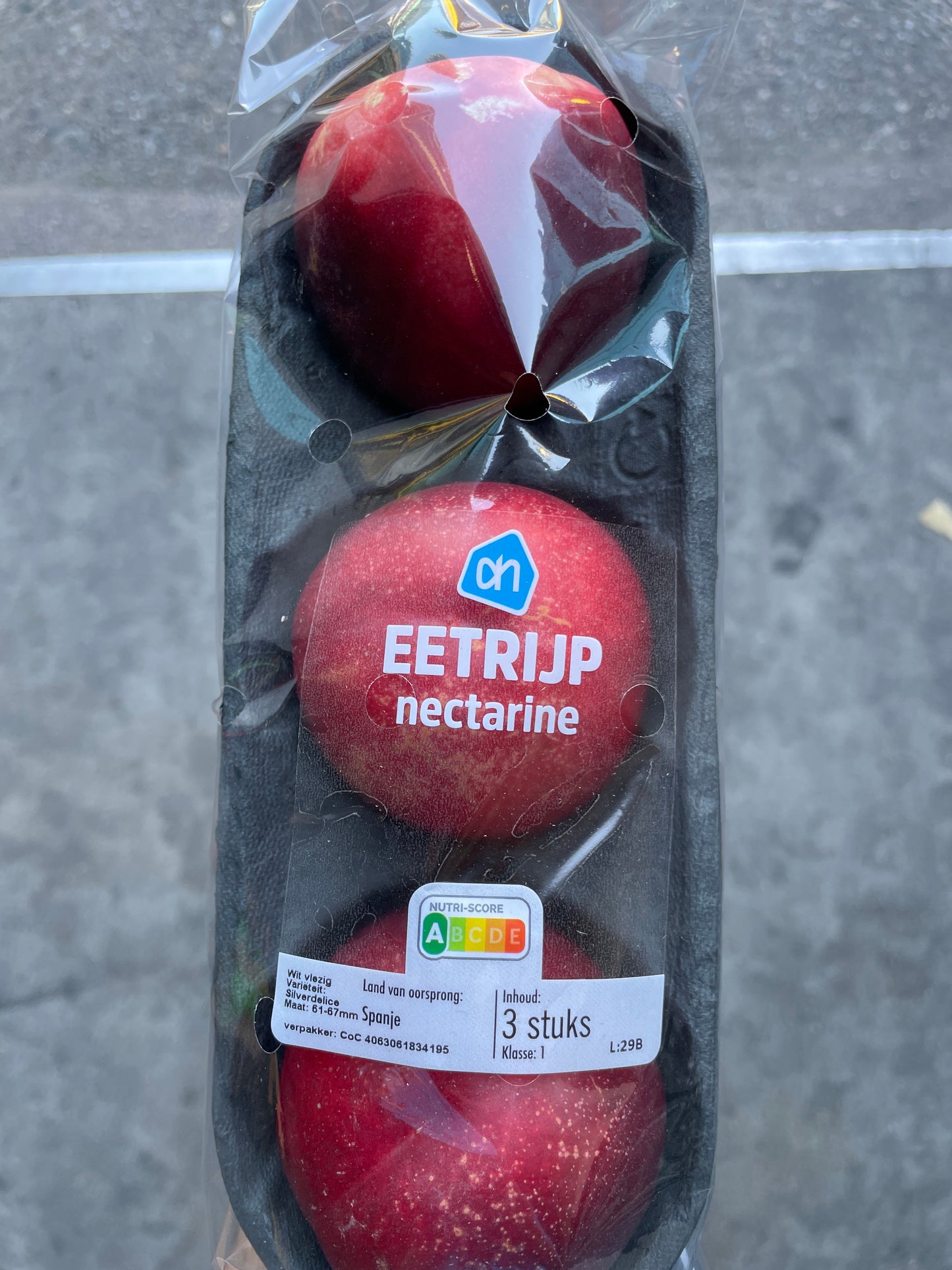 Nectarines eetrijp, 3 stuks, ca. 500g