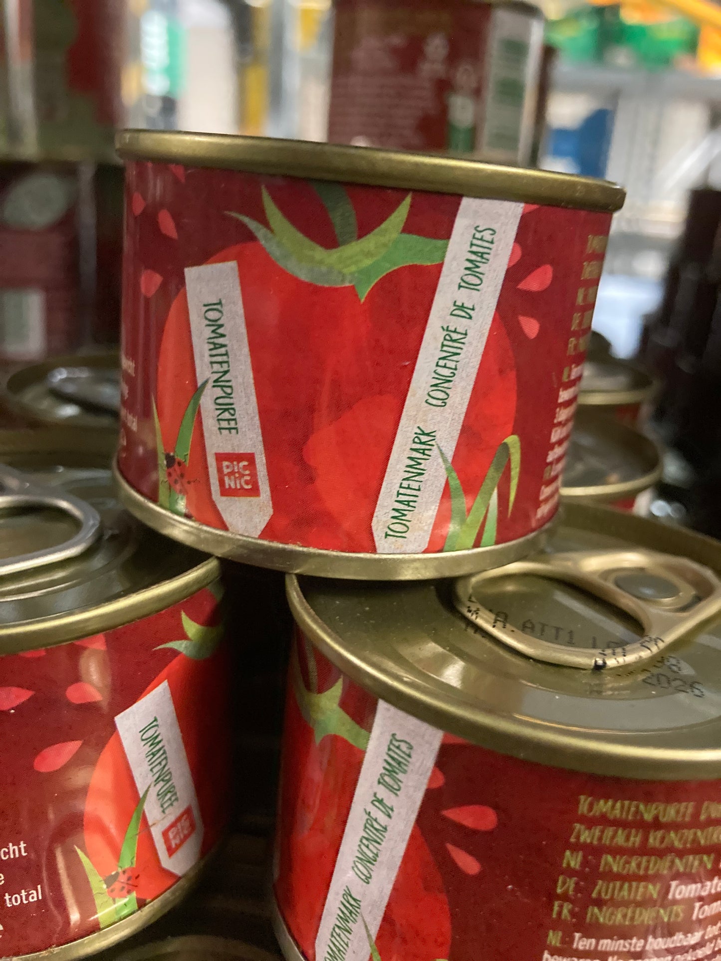 K38P04: tomatenpuree klein (per 5)