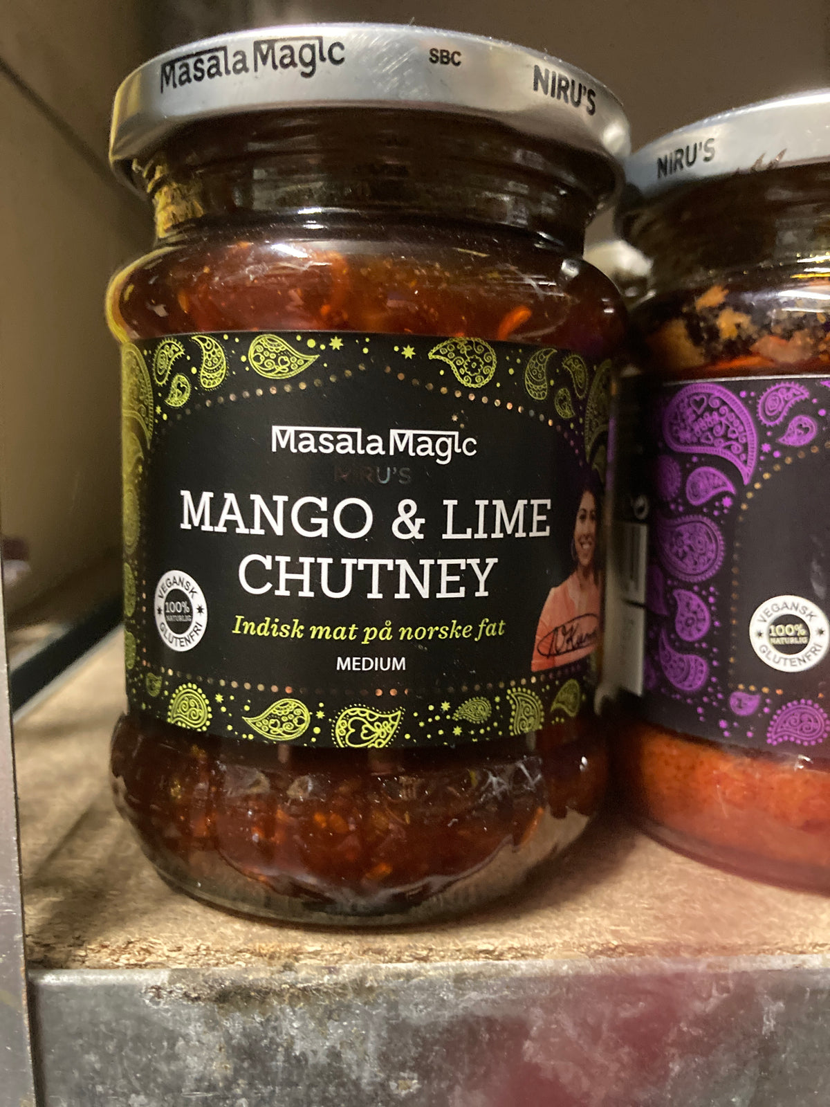 K27P05 mango en limoen chutney 250g